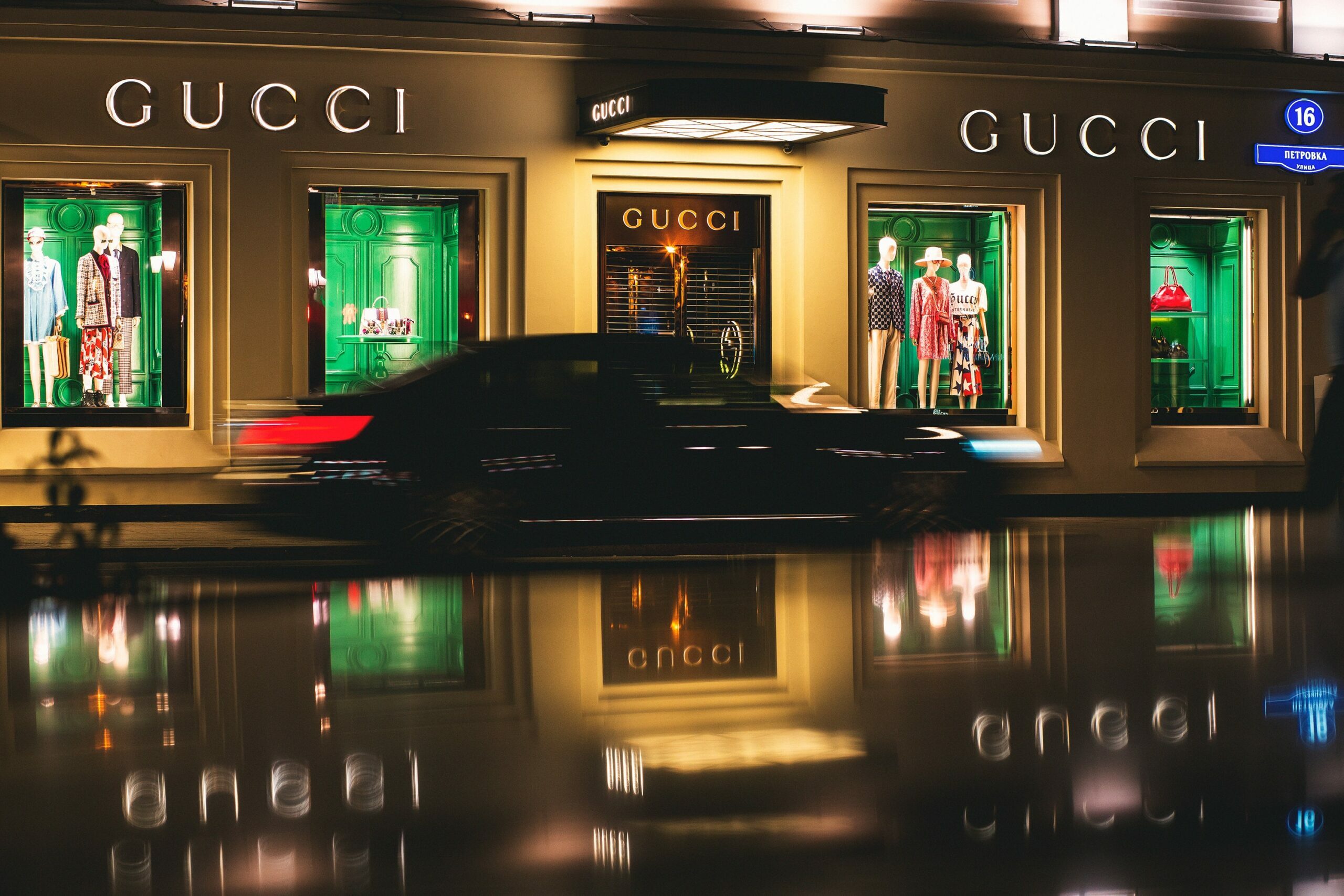 Top Fashion Brand Gucci to accept Cryptocurrencies for In-Store Payments